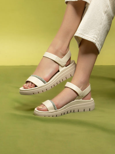Alejandra Flat Sandals