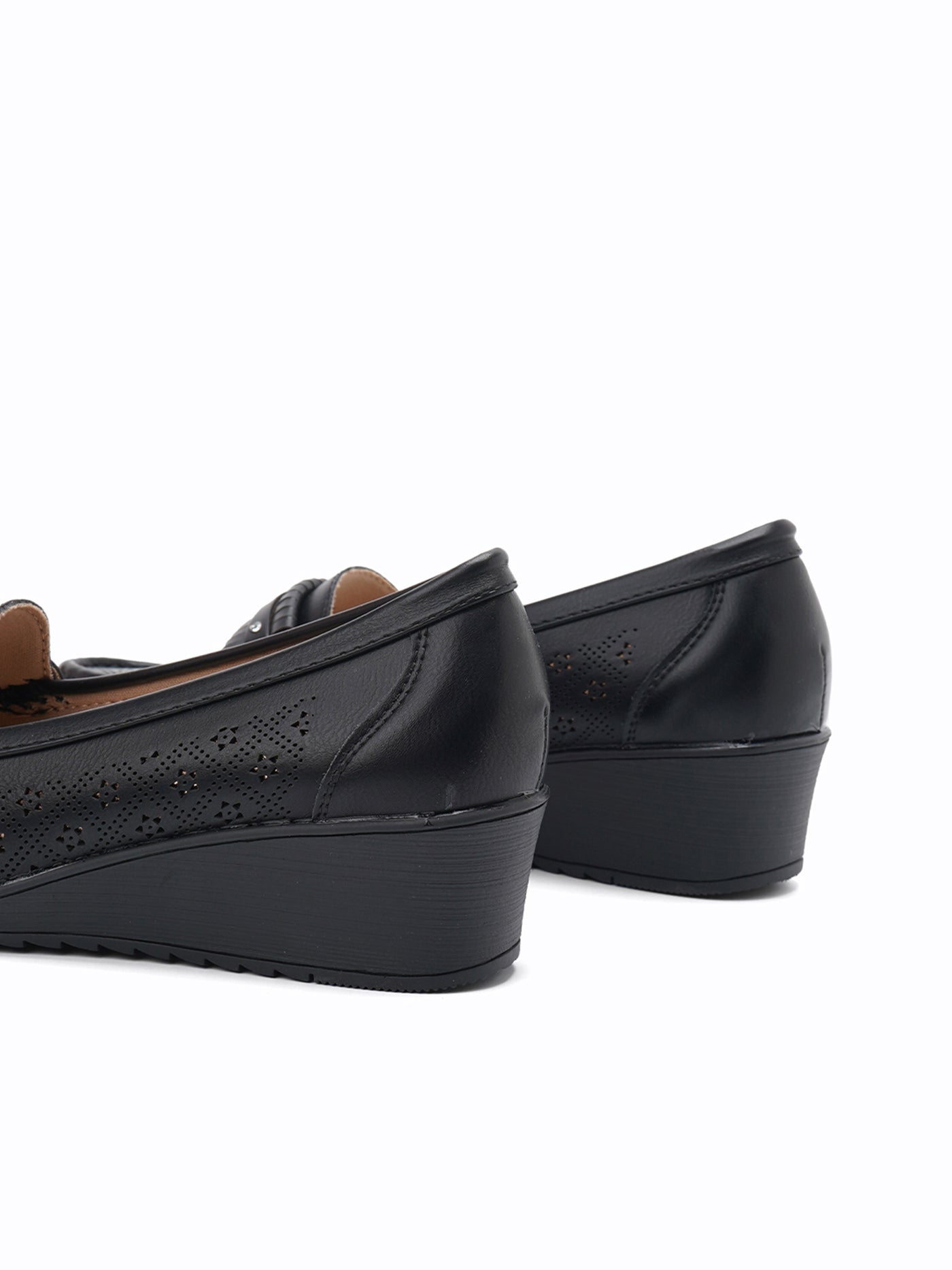 Amira Wedge Moccasins