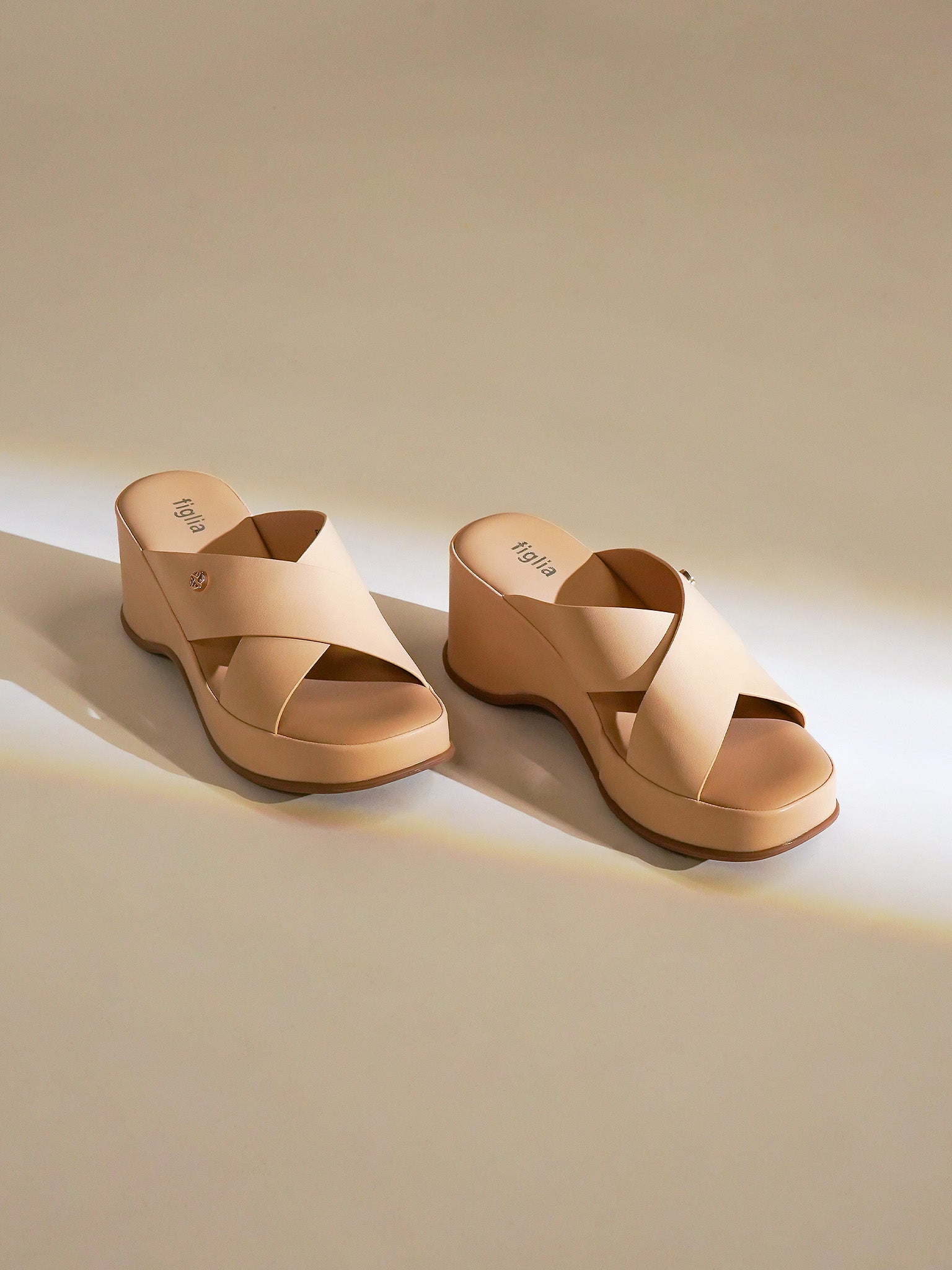Braxton Wedge Slides – Figlia
