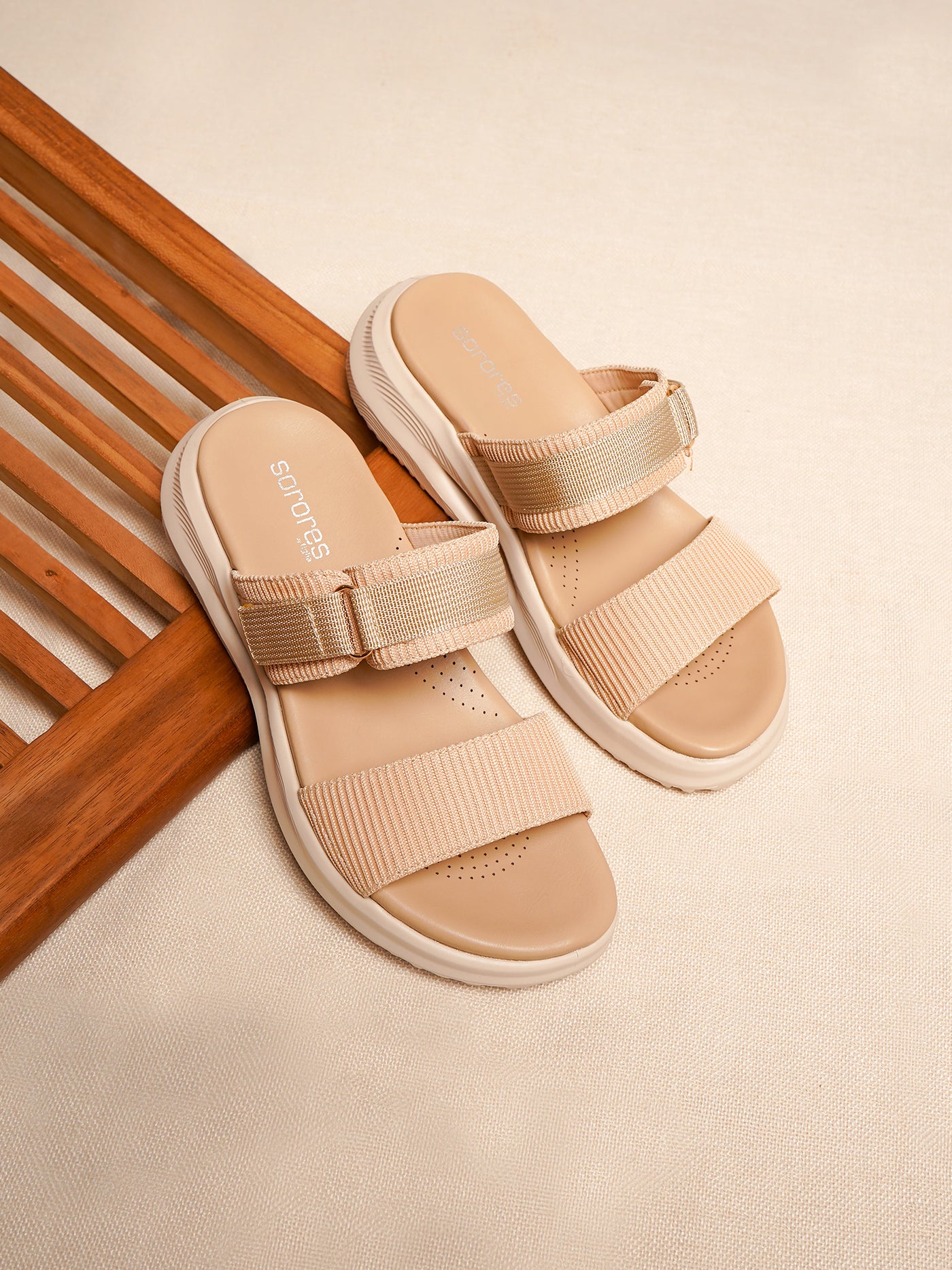 Carmelo Flat Slides