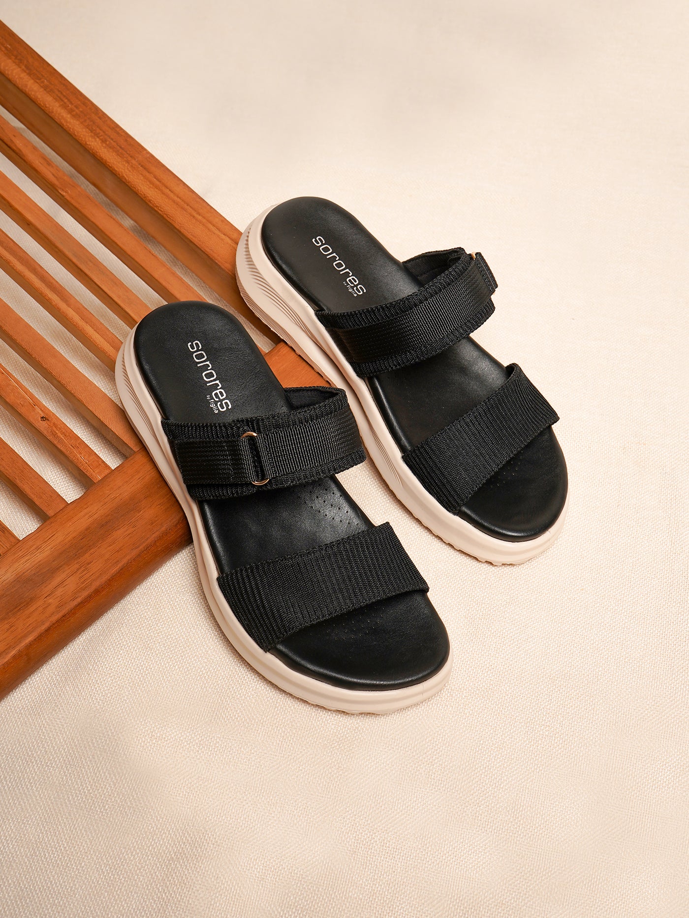 Carmelo Flat Slides