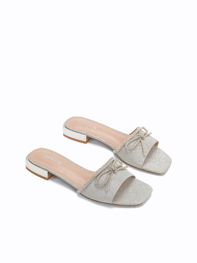 Lucila Flat Slides