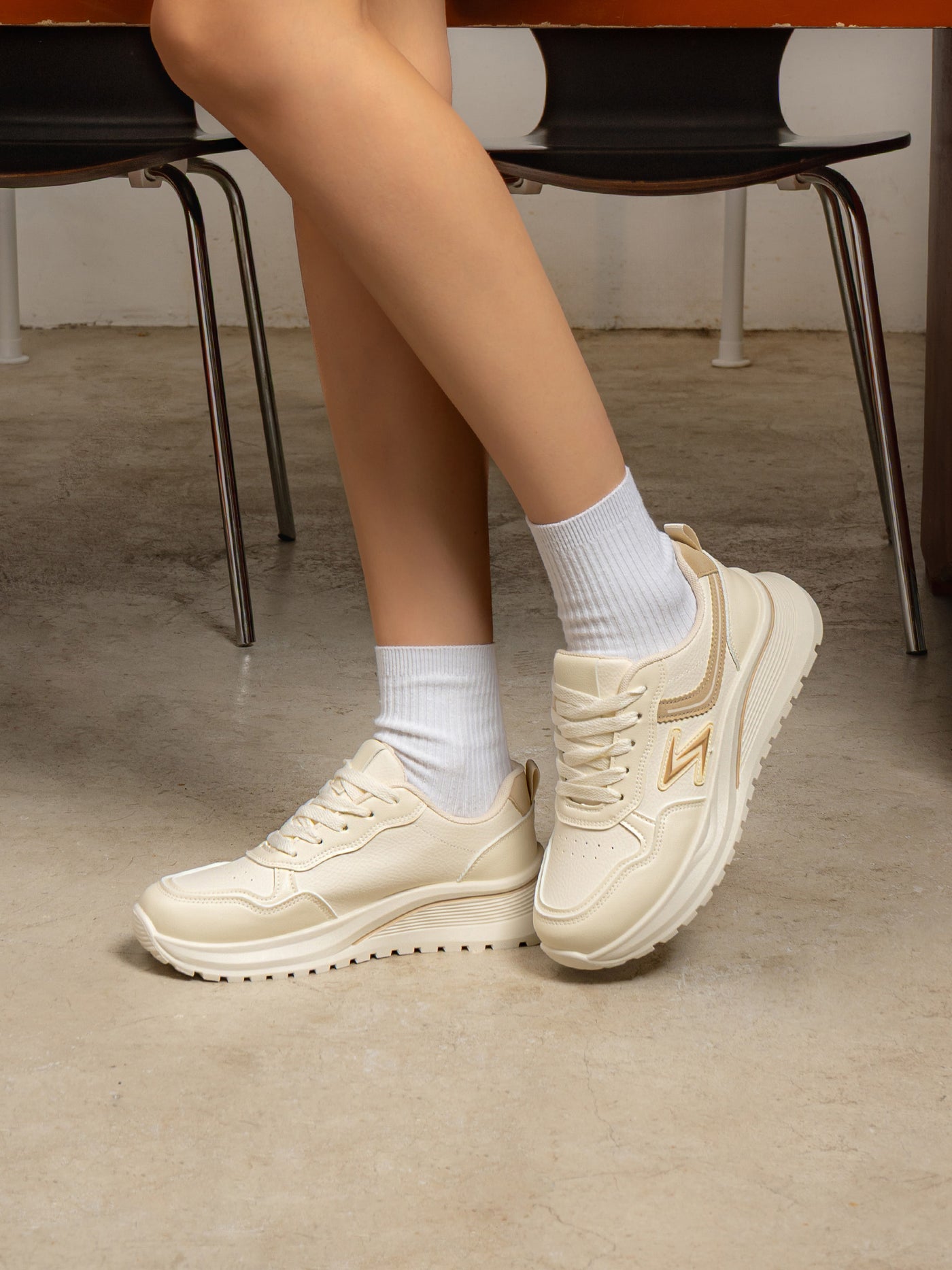 Shubizz Mallory Lace Up Sneakers