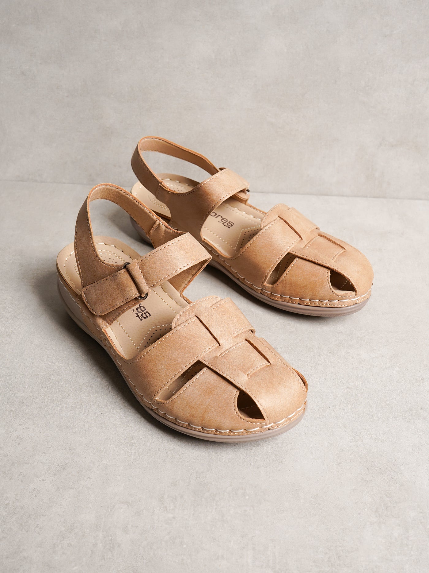 Melito Flat Sandals
