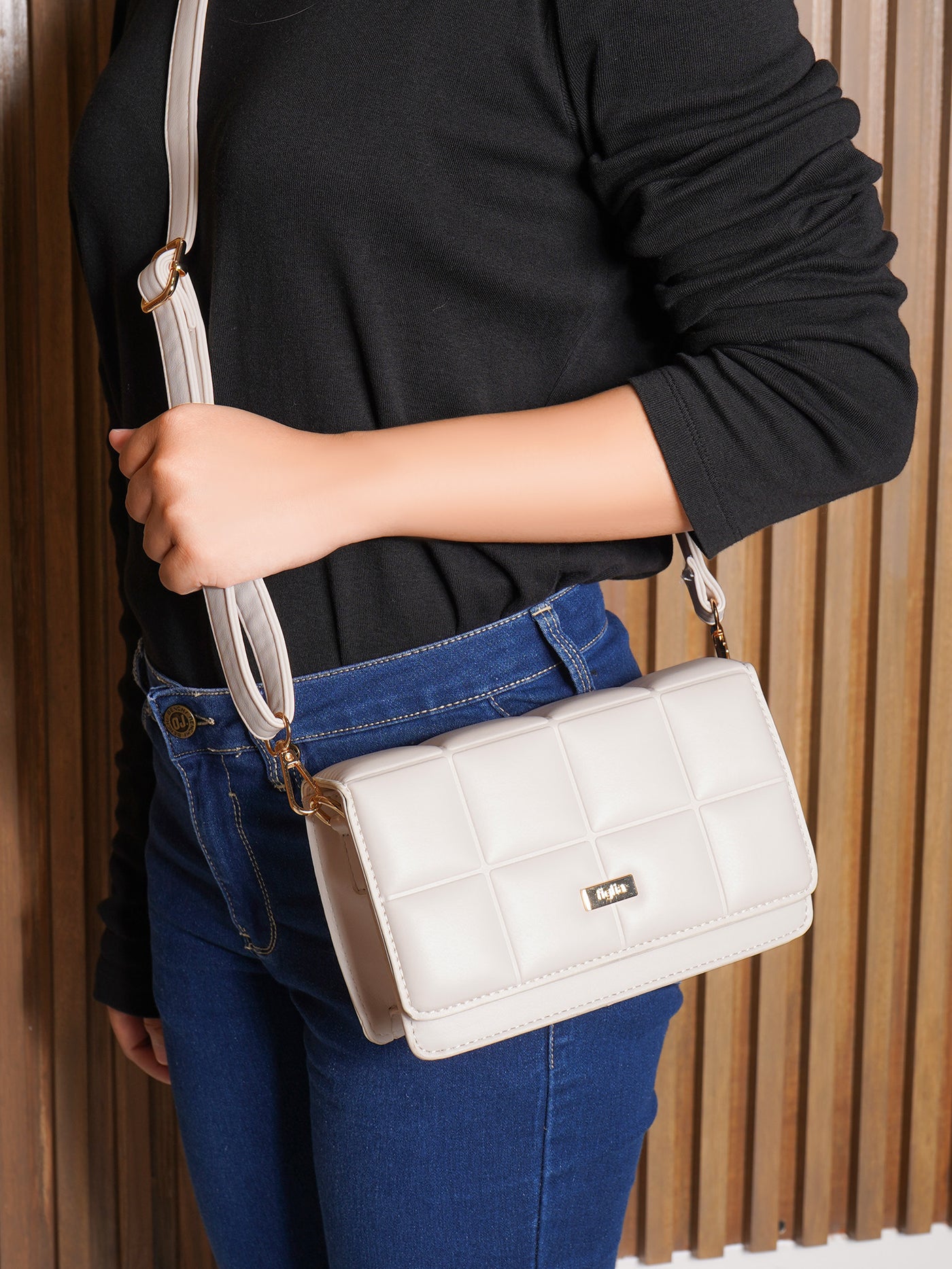 Carrie Sling Bag