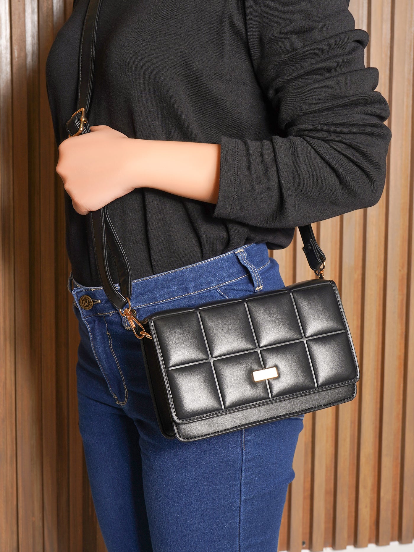 Carrie Sling Bag