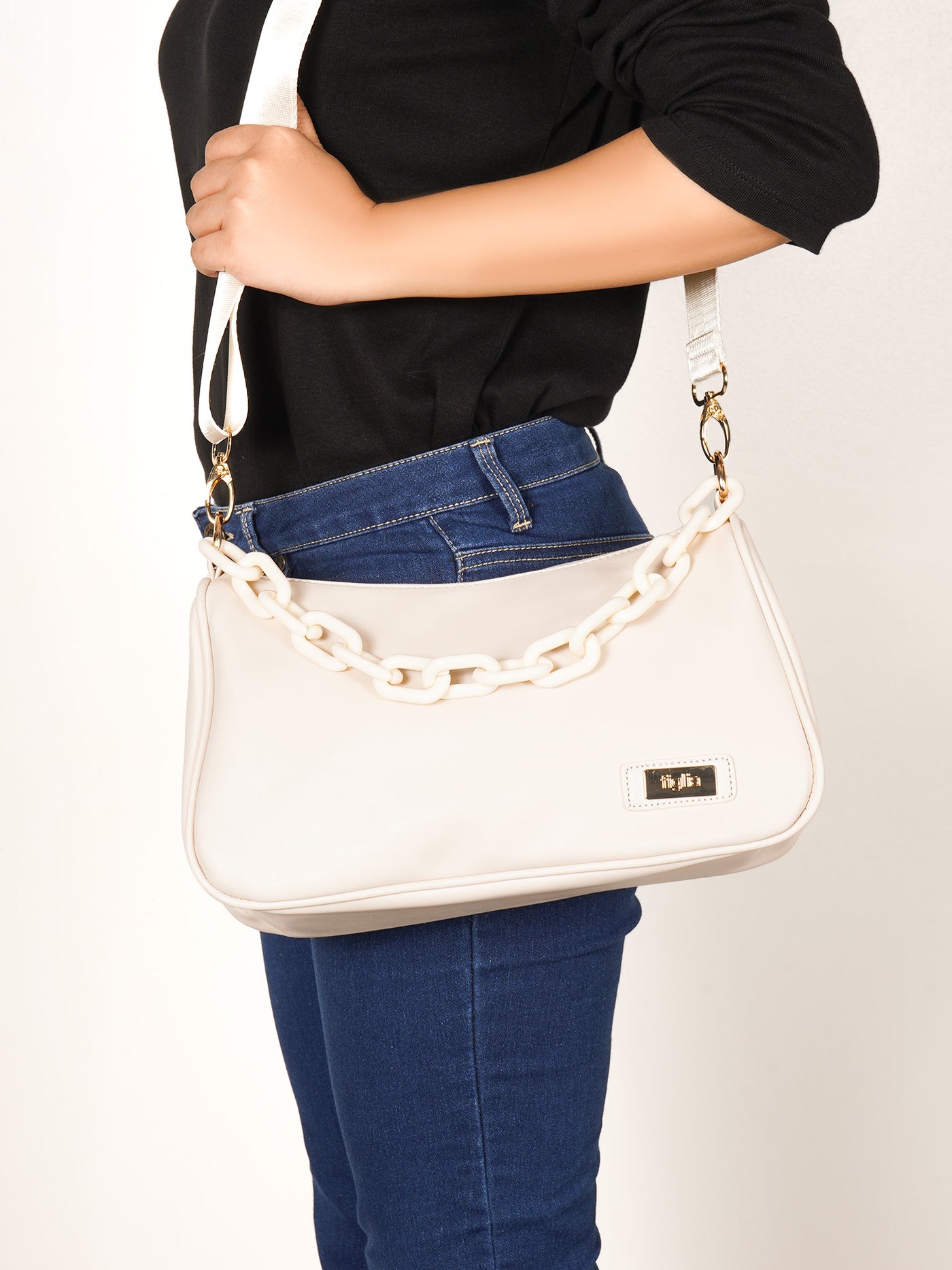 Greyson Sling Bag