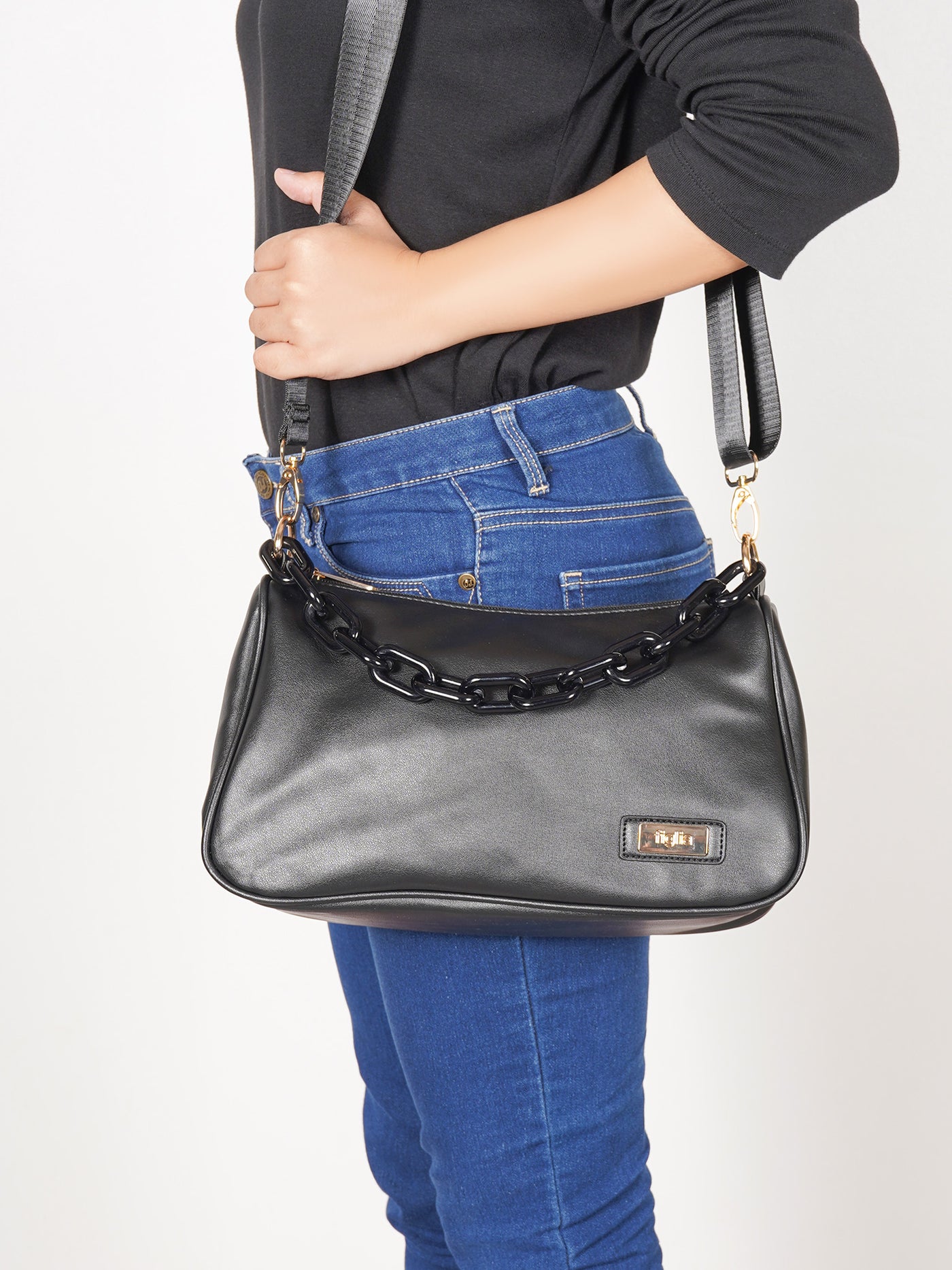 Greyson Sling Bag