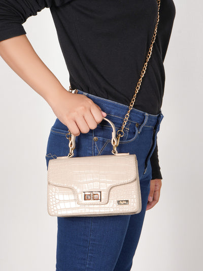 Raelyn Hand Bag