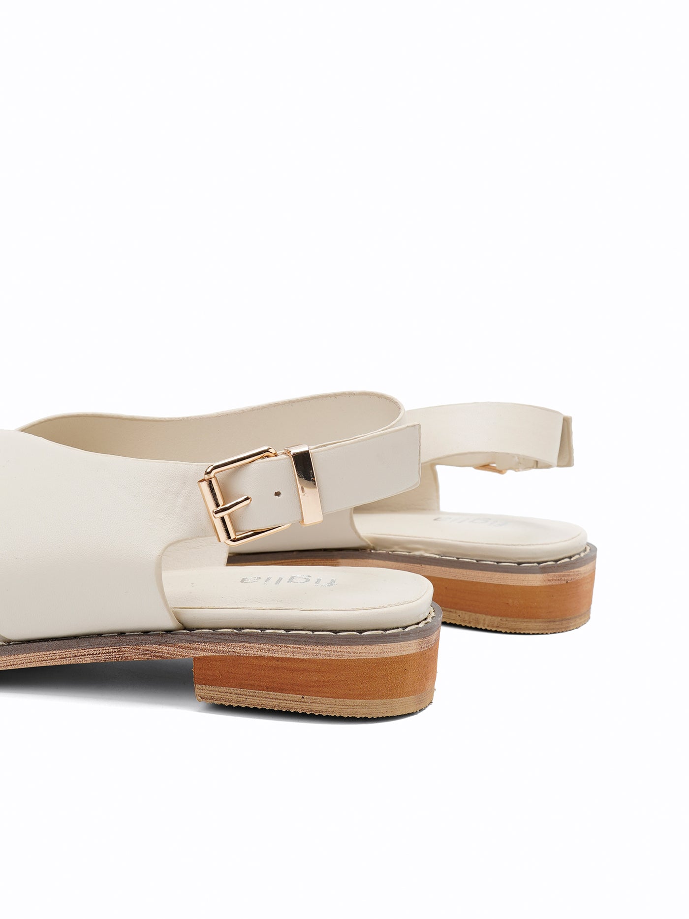 Camia Flat Sandals