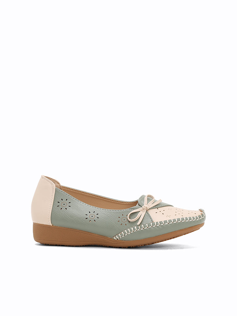 Cynthia Wedge Moccasins