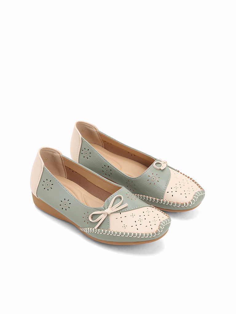 Cynthia Wedge Moccasins