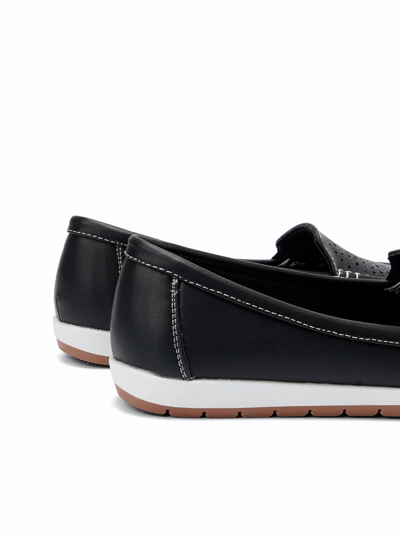 Yumi Comfort Moccasins